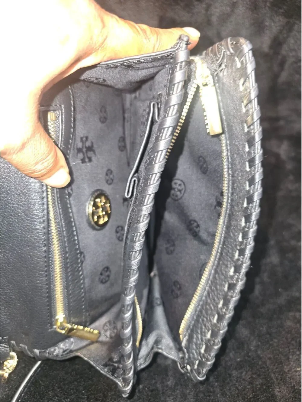 124. Tory Burch Marion Combo Crossbody